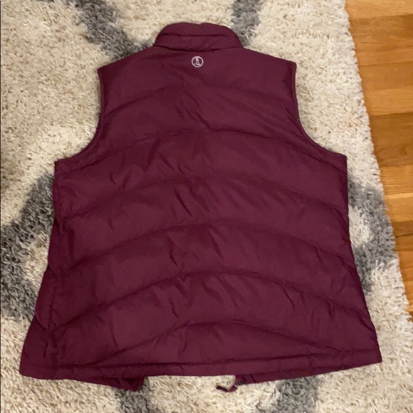 Women’s Lands End Vest - Picture 4 of 5